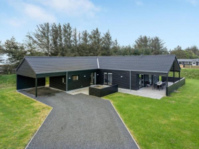 Holiday Home Øthbiorn - 1-1km from the sea by Interhome